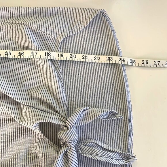 Max Studio Womens Short Sleeve Front Knot Tie Top Blouse Striped White Blue Sz S - Picture 8 of 9